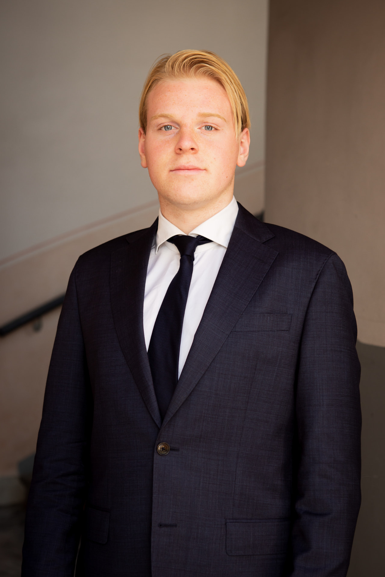 Porträtt av Ivar Petersson, rådgivare & partner på Rosenberg Wealth Partner